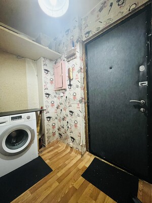 Продам однокомнатную (1-комн.) квартиру, Матроса Железняка б-р, 35, Москва г