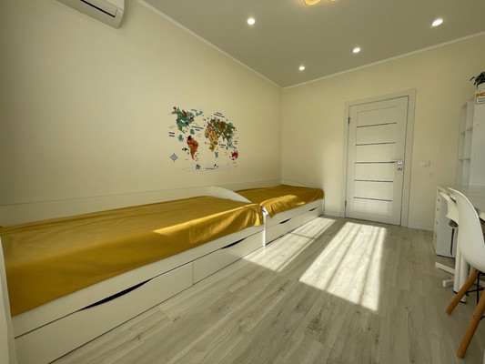 Продам двухкомнатную (2-комн.) квартиру, им. Даниила Смоляна ул, 80, Краснодар г