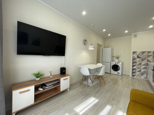 Продам двухкомнатную (2-комн.) квартиру, им. Даниила Смоляна ул, 80, Краснодар г