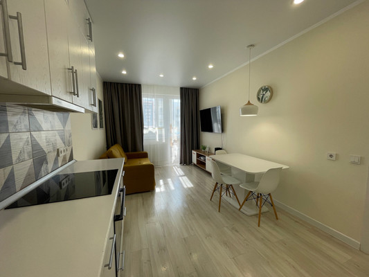 Продам двухкомнатную (2-комн.) квартиру, им. Даниила Смоляна ул, 80, Краснодар г