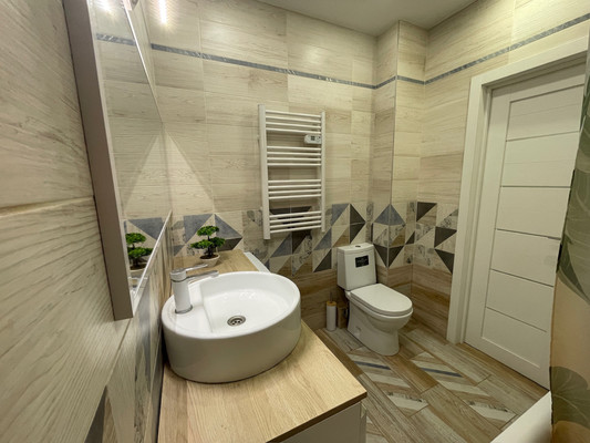 Продам двухкомнатную (2-комн.) квартиру, им. Даниила Смоляна ул, 80, Краснодар г