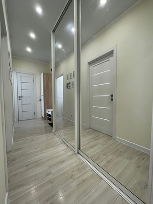 Продам двухкомнатную (2-комн.) квартиру, им. Даниила Смоляна ул, 80, Краснодар г