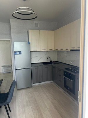 Продам однокомнатную (1-комн.) квартиру, Ковыльная ул, 96, Симферополь г