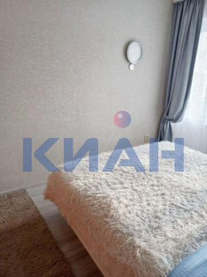 Продам трехкомнатную (3-комн.) квартиру, Королева ул, 8а, Красноярск г