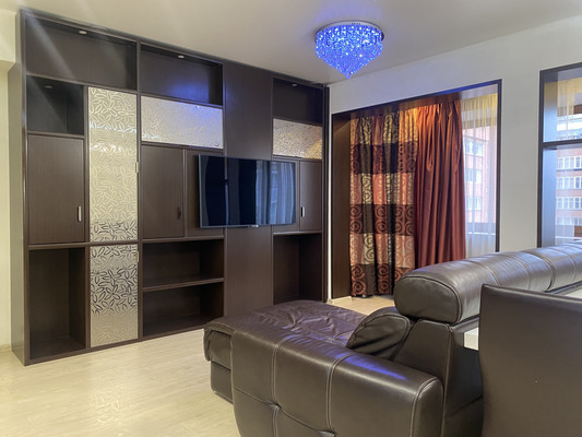 Продам трехкомнатную (3-комн.) квартиру, Лермонтова ул, 341/6, Иркутск г