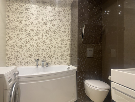 Продам трехкомнатную (3-комн.) квартиру, Лермонтова ул, 341/6, Иркутск г