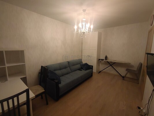 Продам двухкомнатную (2-комн.) квартиру, Славянский б-р, 9к5, Москва г