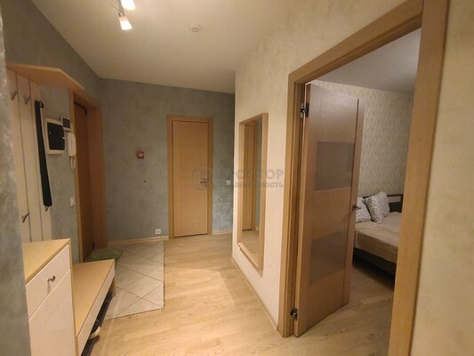 Продам двухкомнатную (2-комн.) квартиру, Славянский б-р, 9к5, Москва г