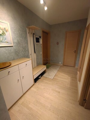 Продам двухкомнатную (2-комн.) квартиру, Славянский б-р, 9к5, Москва г