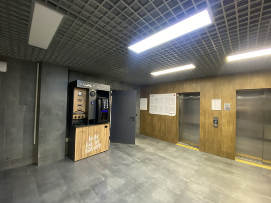 Продам трехкомнатную (3-комн.) квартиру, Сиверса пр-кт, 30, Ростов-на-Дону г