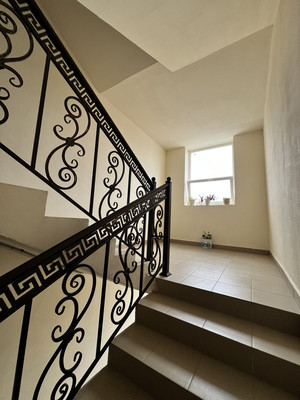 Продам двухкомнатную (2-комн.) квартиру, Тхакахова (Нарт мкр) ул, 30, Нальчик г