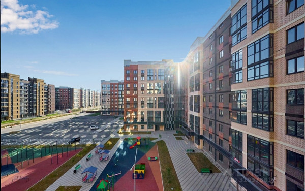 Продам трехкомнатную (3-комн.) квартиру, им. генерала Корнилова ул, 9к2, Краснодар г