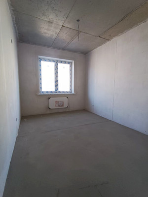 Продам трехкомнатную (3-комн.) квартиру, им. генерала Корнилова ул, 9к2, Краснодар г