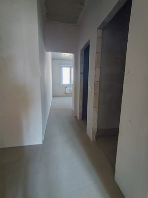 Продам трехкомнатную (3-комн.) квартиру, им. генерала Корнилова ул, 9к2, Краснодар г