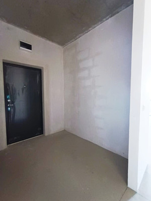 Продам трехкомнатную (3-комн.) квартиру, им. генерала Корнилова ул, 9к2, Краснодар г