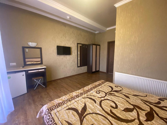 Продам гостиницу 18,9 м2, Лазурная ул, 14, Витязево с