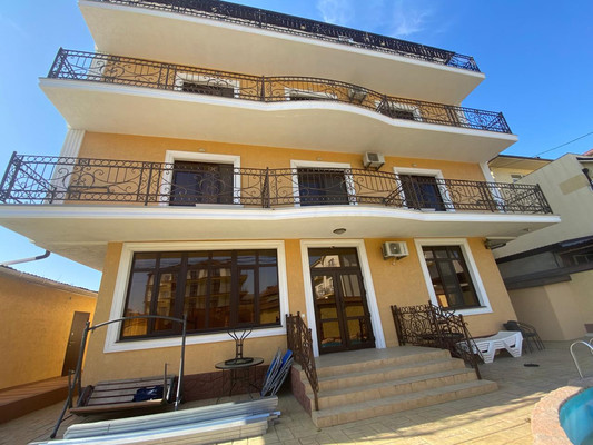 Продам гостиницу 18,9 м2, Лазурная ул, 14, Витязево с