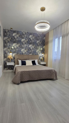 Продам трехкомнатную (3-комн.) квартиру, Конгрессная ул, 19, Краснодар г