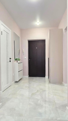 Продам трехкомнатную (3-комн.) квартиру, Конгрессная ул, 19, Краснодар г