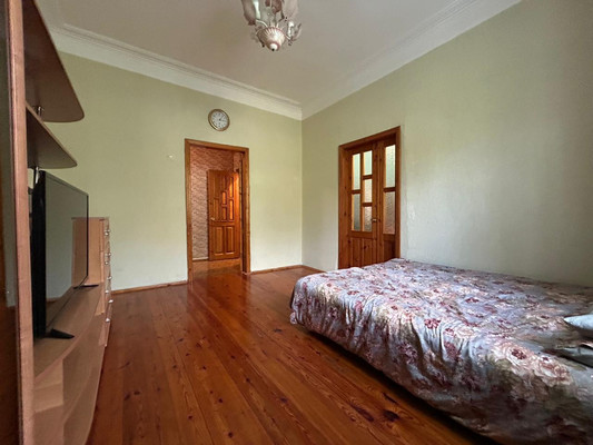 Продам двухкомнатную (2-комн.) квартиру, Мира ул, 25, Новороссийск г