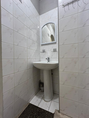 Продам двухкомнатную (2-комн.) квартиру, Мира ул, 25, Новороссийск г