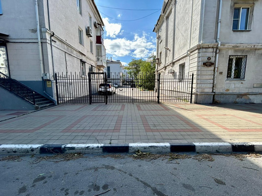 Продам двухкомнатную (2-комн.) квартиру, Мира ул, 25, Новороссийск г