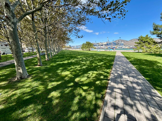 Продам двухкомнатную (2-комн.) квартиру, Мира ул, 25, Новороссийск г