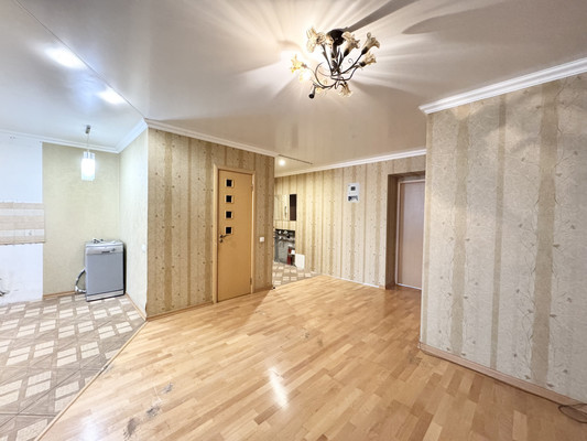 Продам двухкомнатную (2-комн.) квартиру, Красный Маяк ул, 104, Брянск г