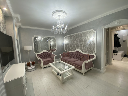 Продам трехкомнатную (3-комн.) квартиру, Мусы Джалиля ул, 15, Нижневартовск г