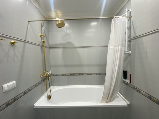 Продам трехкомнатную (3-комн.) квартиру, Мусы Джалиля ул, 15, Нижневартовск г