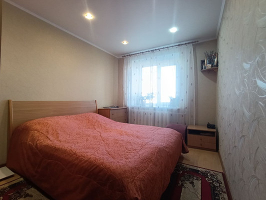 Продам трехкомнатную (3-комн.) квартиру, Свердлова ул, 10, Ишим г