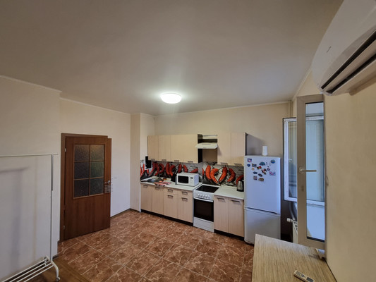 Продам однокомнатную (1-комн.) квартиру, Дружбы (Зенино ЖК Самолёт мкр.) ул, 3, Люберцы г