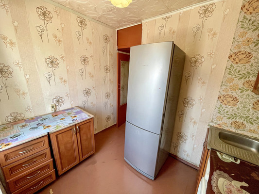 Продам однокомнатную (1-комн.) квартиру, 2-й Микрорайон ул, 18, Эльбан рп