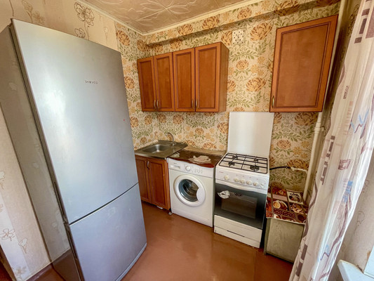 Продам однокомнатную (1-комн.) квартиру, 2-й Микрорайон ул, 18, Эльбан рп