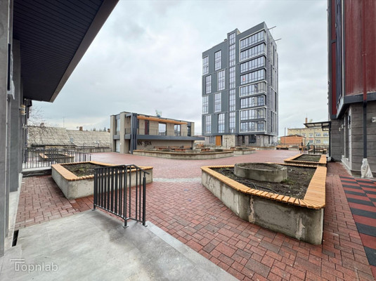 Продам трехкомнатную (3-комн.) квартиру, Горького ул, 31к1, Нальчик г