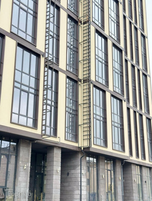 Продам трехкомнатную (3-комн.) квартиру, Горького ул, 31к1, Нальчик г