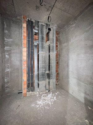 Продам трехкомнатную (3-комн.) квартиру, Горького ул, 31к1, Нальчик г