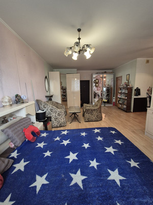 Продам однокомнатную (1-комн.) квартиру, Белорусская ул, 3, Одинцово г