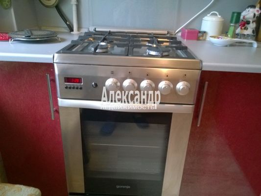 Продам двухкомнатную (2-комн.) квартиру, 2-я Комсомольская ул, 54, Санкт-Петербург г