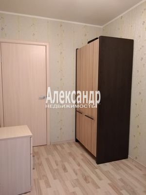 Продам двухкомнатную (2-комн.) квартиру, 2-я Комсомольская ул, 54, Санкт-Петербург г