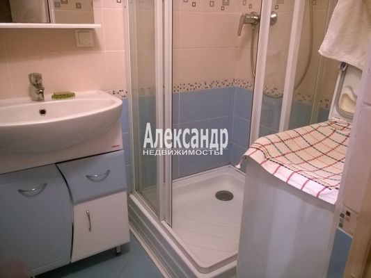 Продам двухкомнатную (2-комн.) квартиру, 2-я Комсомольская ул, 54, Санкт-Петербург г