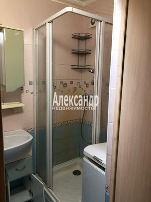 Продам двухкомнатную (2-комн.) квартиру, 2-я Комсомольская ул, 54, Санкт-Петербург г