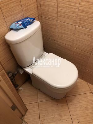 Продам двухкомнатную (2-комн.) квартиру, 2-я Комсомольская ул, 54, Санкт-Петербург г