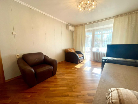 Продам однокомнатную (1-комн.) квартиру, Извилистая ул, 8, Ростов-на-Дону г