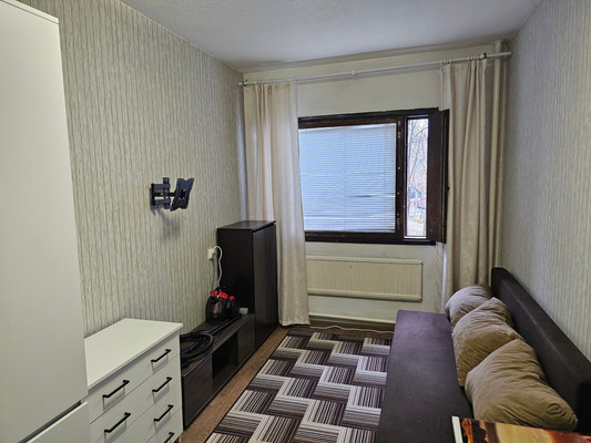 Продам комнату в 13-комн. квартире, Горняков пр-кт, 2кВ, Костомукша г