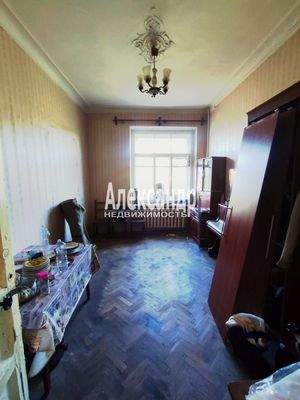 Продам многокомнатную квартиру, Кронверкская ул, 17/1, Санкт-Петербург г