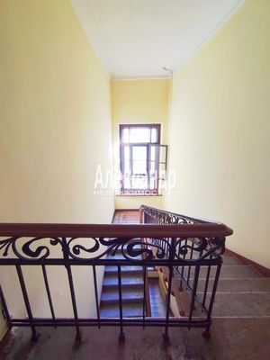 Продам многокомнатную квартиру, Кронверкская ул, 17/1, Санкт-Петербург г