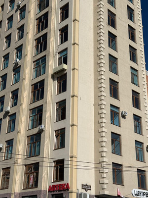 Продам двухкомнатную (2-комн.) квартиру, Атажукина ул, 2, Нальчик г