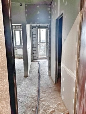 Продам однокомнатную (1-комн.) квартиру, Уральская ул, 100/5, Краснодар г