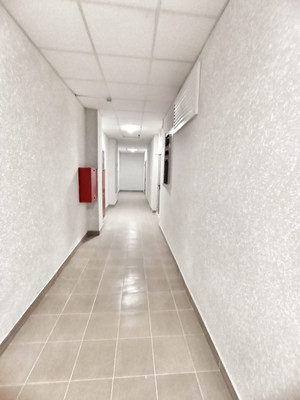 Продам однокомнатную (1-комн.) квартиру, Уральская ул, 100/5, Краснодар г